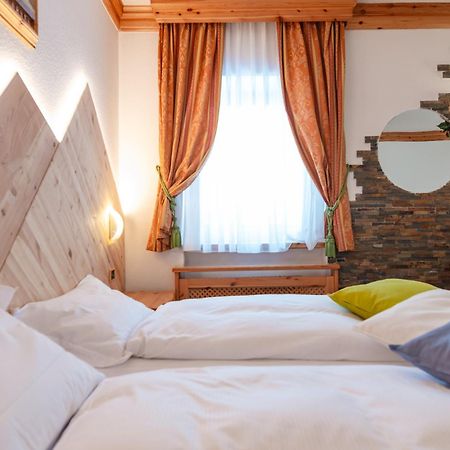 Hotel Ciamol كامبيتيلو دي فاسا المظهر الخارجي الصورة