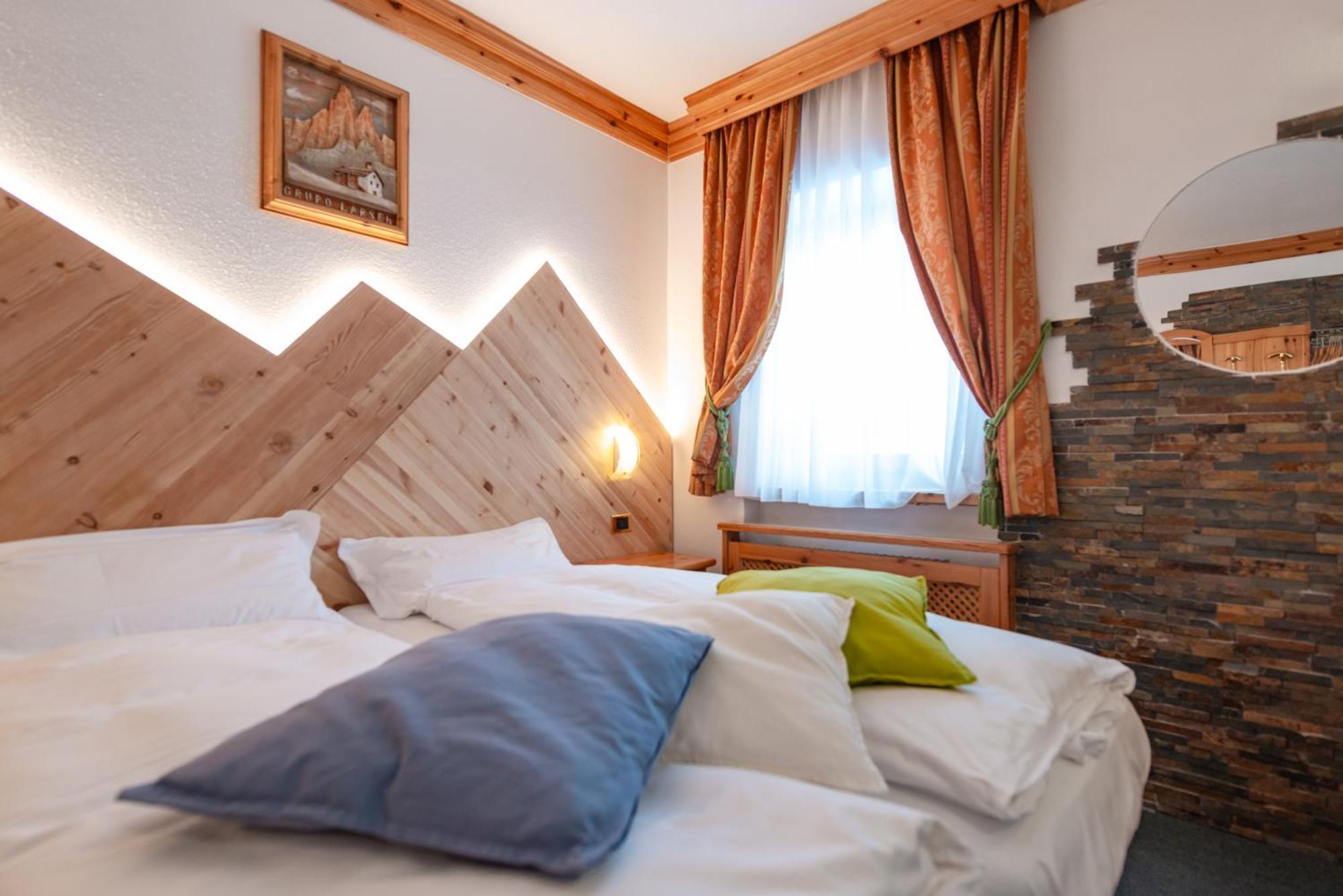 Hotel Ciamol كامبيتيلو دي فاسا المظهر الخارجي الصورة